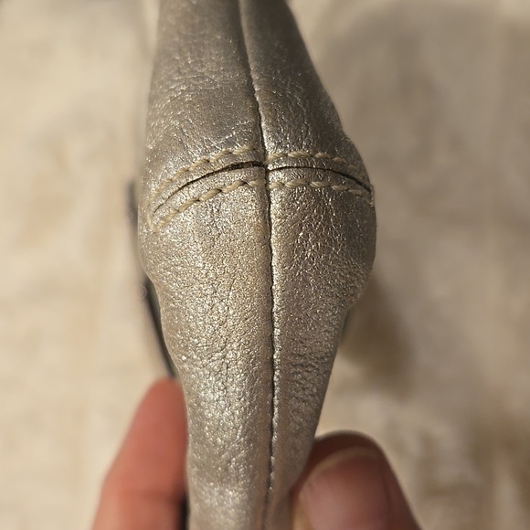 Coach Silver Metallic Women's Wristlet - Picture 7 of 8